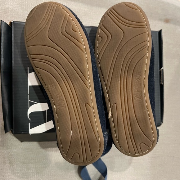 Zara Navy Moccasin Boys Shoes in Size 29 (US Size 12) - Picture 3 of 5